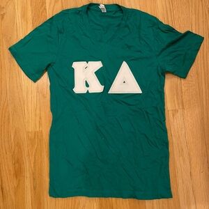 NWOT green kappa delta lettered t shirt